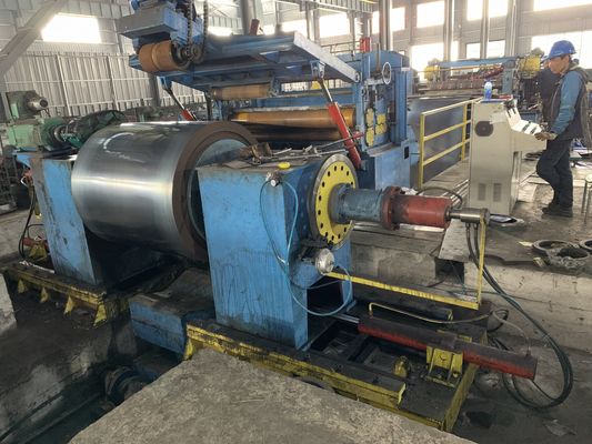 60m/min hoge snelheid die Machine met Zware Hydraulische Decoiler scheuren