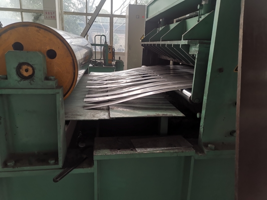 7.5KW automatische Staalplaat die Machine met PLC Controlesysteem scheuren