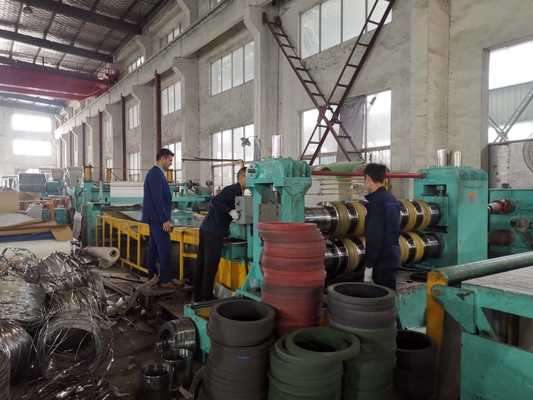 MA- (14mm) Rol die van het het Koolstofstaal Gegalvaniseerde Staal van X1600 die Materiaal scheuren in China wordt gemaakt