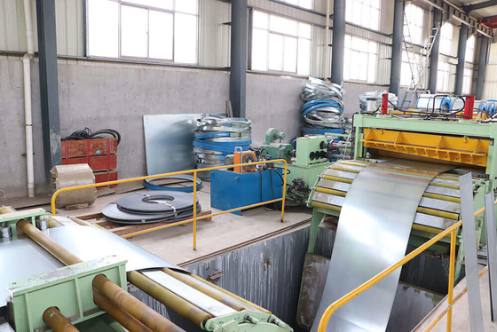 Cr12 de Strook die van het Bladstaal Machine met HRC58-62-Hardheidsrol OD scheuren tot 1500mm