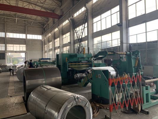 312mm Dik Blad die Lijn met Zwaar Type Hydraulische Decoiler scheuren