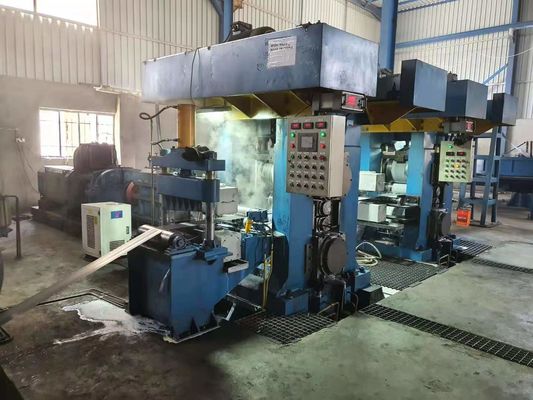doctorandus in de letteren Φ250 × 500 Staal koudwalserij met hydraulische uitbreidingscilinder die wordt uitgerust voor Coiler