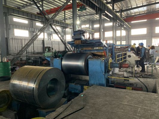 Zware Hydraulische Automatische het Staalrol die van Decoiler Lijn 310mm scheuren