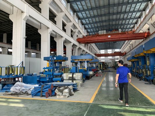 Vier standaards continue koudwalserijmachine voor precisiestrips
