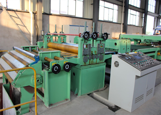 PLC 1500mm aan Lengtelijn Machine20m/Min Rolling Ce wordt gesneden dat