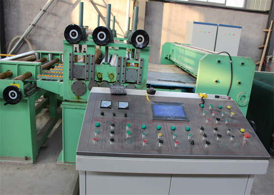 PLC 1500mm aan Lengtelijn Machine20m/Min Rolling Ce wordt gesneden dat